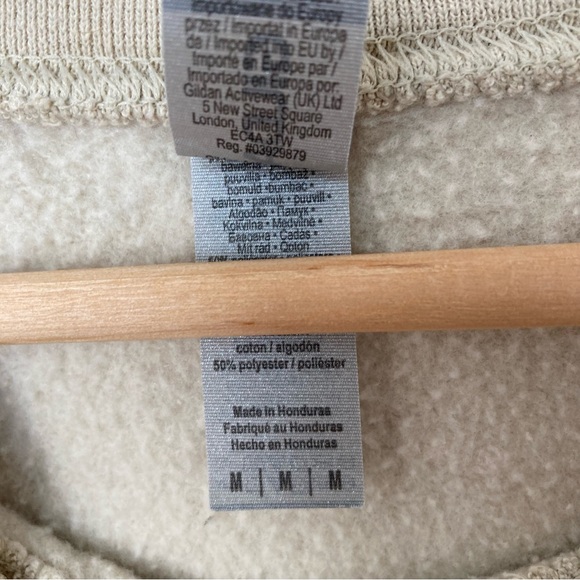 Taylor Swift Sweatshirt Album Title Eras Books Printed Crew Sweater, Size M - Picture 4 of 5